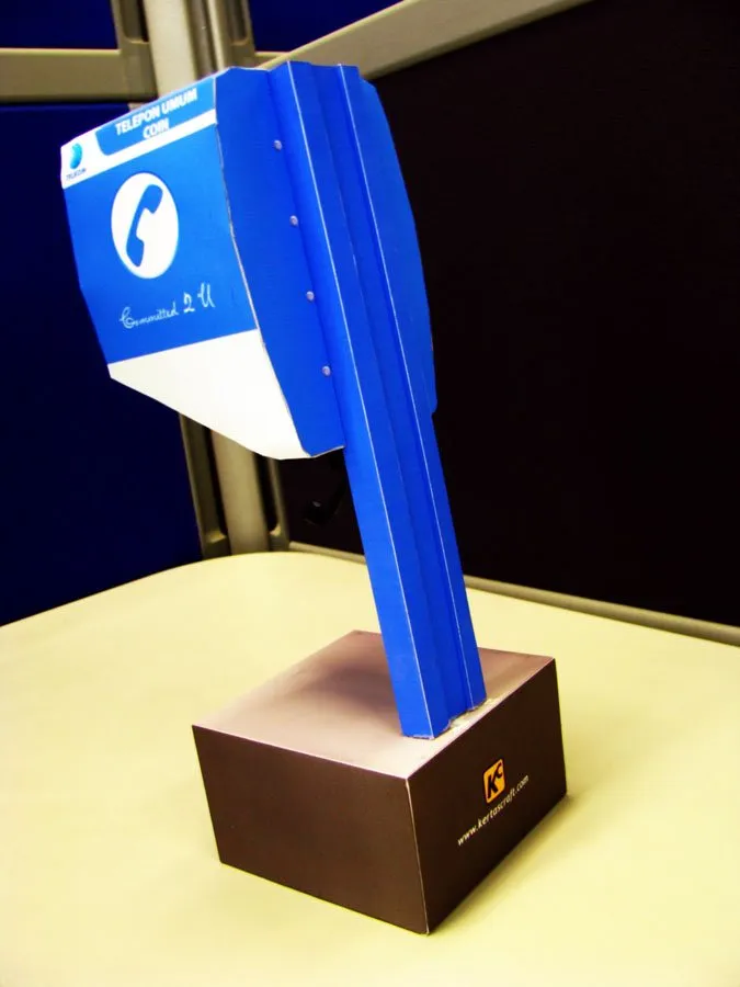 Jakarta Public Phone paper model built by Rauf Raphanus
